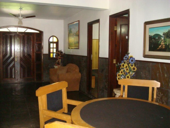 Imagem Casa com 7 Quartos à Venda, 400 m² em Cadetes Fabres - Guapimirim