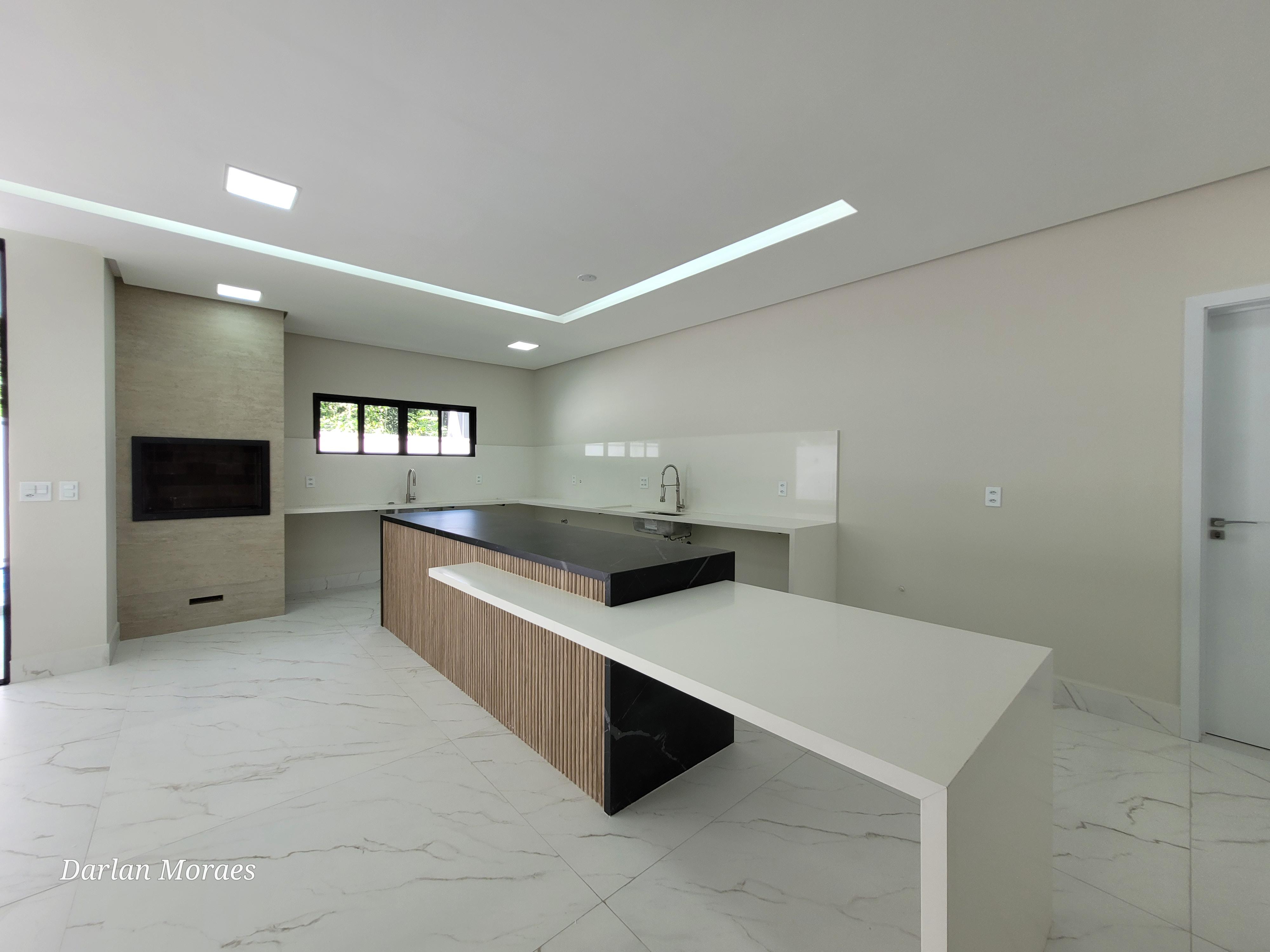 Imagem Casa de Condomínio com 5 Quartos à Venda, 430 m²em Ponta Negra - Manaus Imagem Casa de Condomínio com 5 Quartos à Venda, 430 m²em Ponta Negra - Manaus