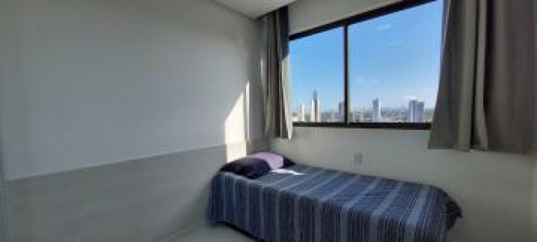 Imagem Apartamento com 2 Quartos à Venda ou Locação, 50 m² em Madalena - Recife