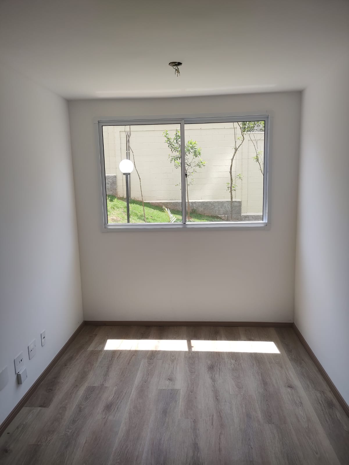 Imagem Apartamento com 2 Quartos para Alugar, 43 m²em Jardim Íris - São Paulo