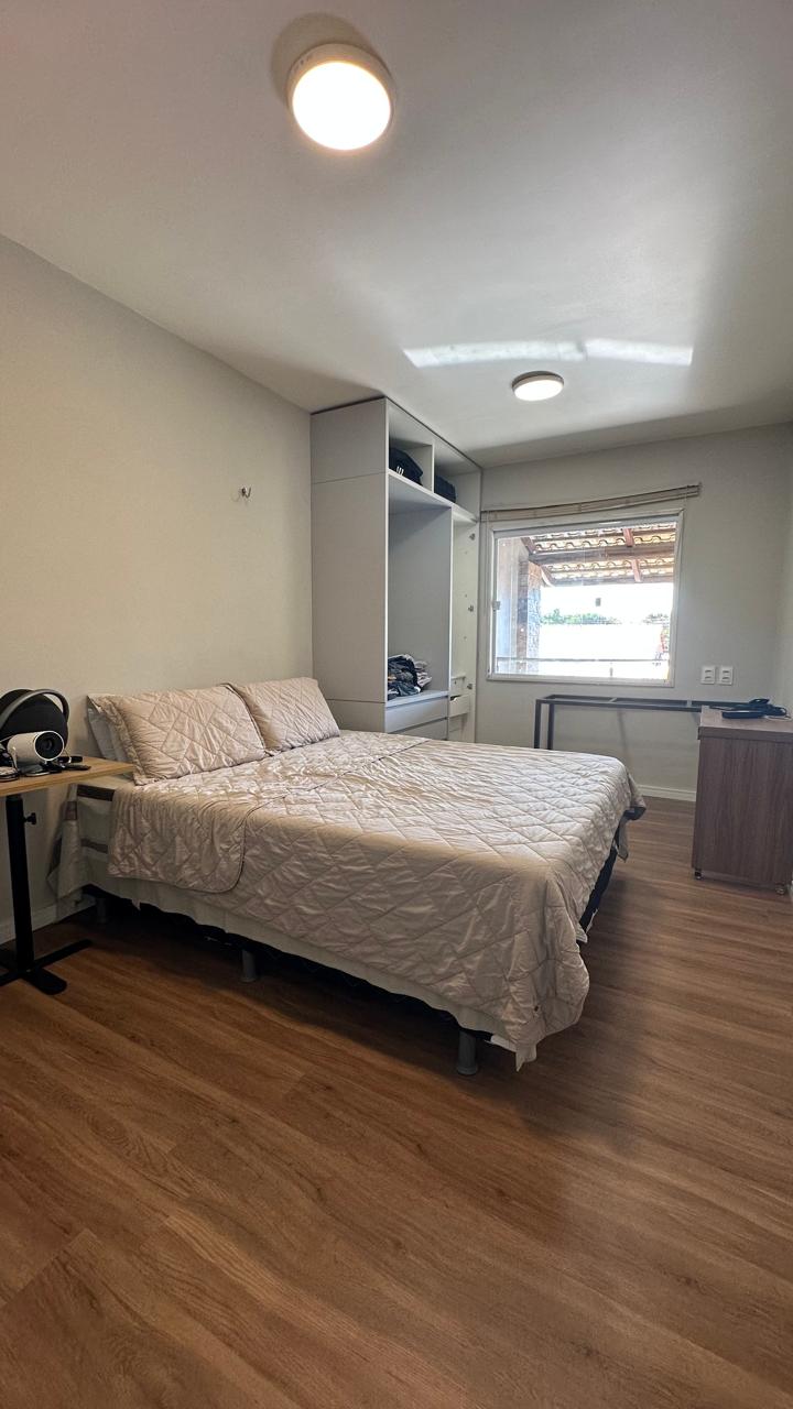 Imagem Casa com 3 Quartos à Venda, 220 m² em Engenheiro Luciano Cavalcante - Fortaleza