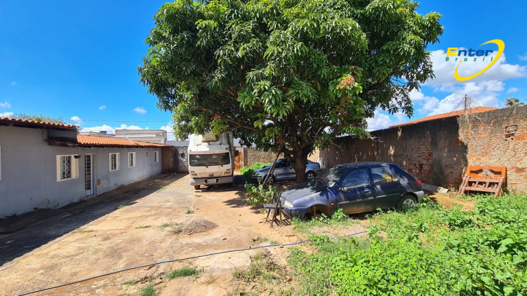 Imagem Casa com 3 Quartos à Venda, 720 m² em Setor Habitacional Arniqueira (Águas Claras) - Brasília Imagem Casa com 3 Quartos à Venda, 720 m² em Setor Habitacional Arniqueira (Águas Claras) - Brasília