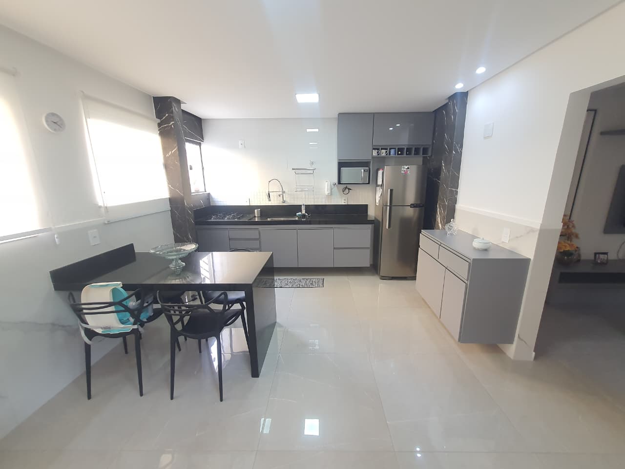Imagem Casa com 4 Quartos à Venda, 300 m² em São Pedro - Juiz de Fora Imagem Casa com 4 Quartos à Venda, 300 m² em São Pedro - Juiz de Fora