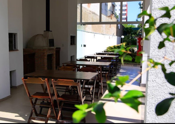 Imagem Apartamento com 2 Quartos à Venda, 87 m² em Passo da Areia - Porto Alegre