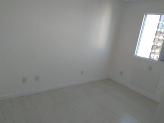 Imagem Apartamento com 3 Quartos à Venda, 85 m² em Centro - Criciúma