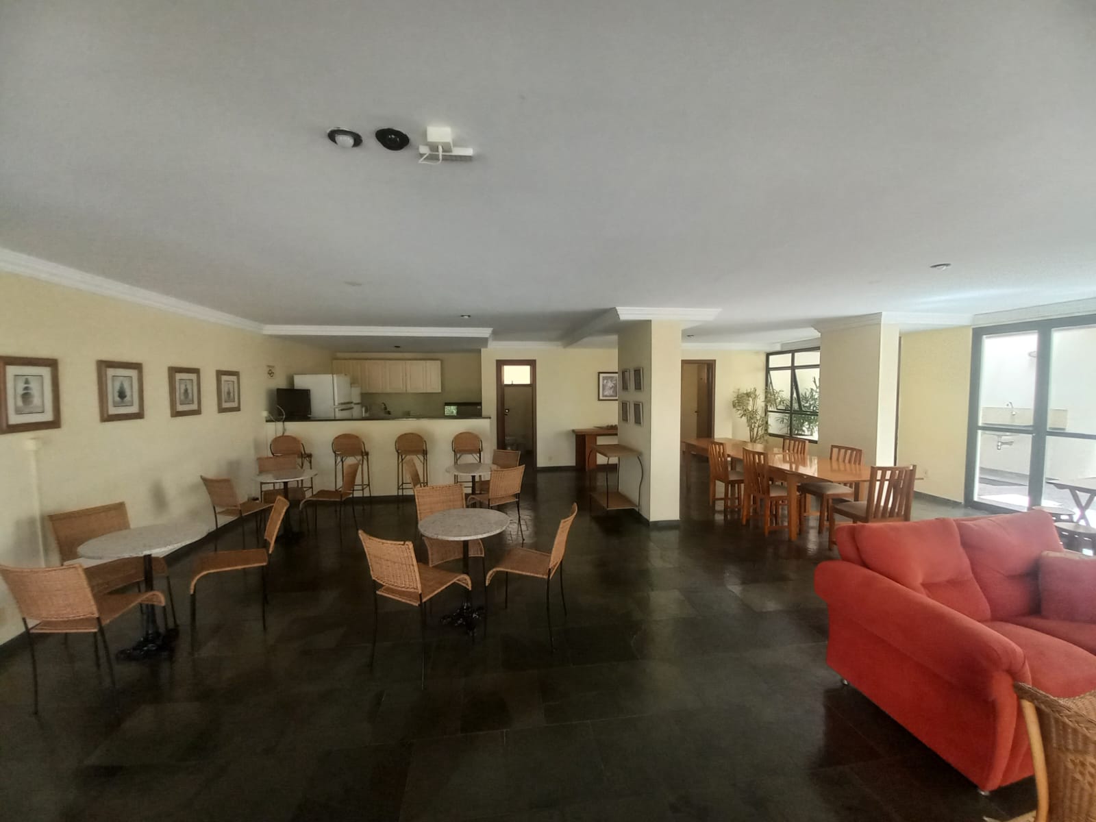 Imagem Apartamento com 3 Quartos à Venda, 132 m²em Cambuí - Campinas Imagem Apartamento com 3 Quartos à Venda, 132 m²em Cambuí - Campinas