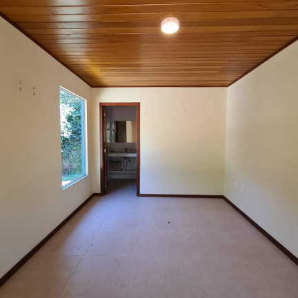 Imagem Casa de Condomínio com 4 Quartos à Venda, 224 m² em Pedro do Rio - Petrópolis
