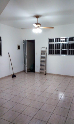 Imagem Casa com 3 Quartos para Alugar, 280 m²em Conjunto Habitacional Turística - São Paulo