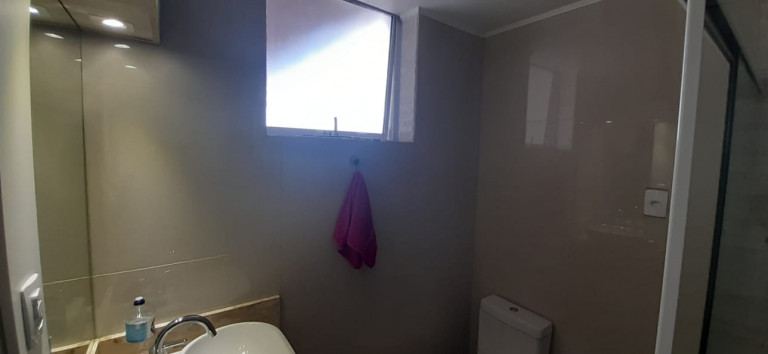 Imagem Apartamento com 2 Quartos à Venda, 70 m² em Passo da Areia - Porto Alegre