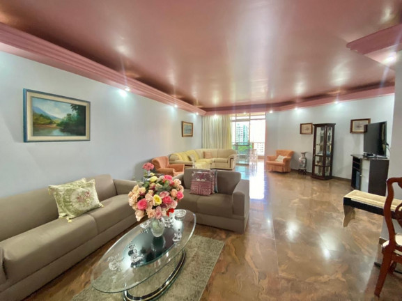 Imagem Apartamento com 3 Quartos à Venda, 260 m² em Nazaré - Belém