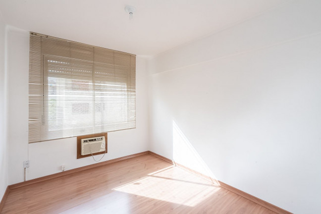 Imagem Apartamento com 2 Quartos à Venda, 73 m² em Cidade Baixa - Porto Alegre Imagem Apartamento com 2 Quartos à Venda, 73 m² em Cidade Baixa - Porto Alegre