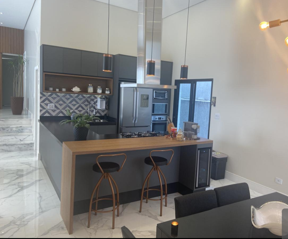 Imagem Casa com 3 Quartos à Venda, 270 m²em Parque Residencial Itapeti - Mogi das Cruzes