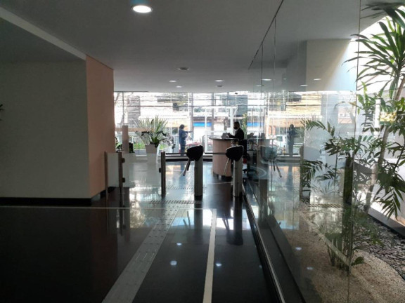 Imagem Sala Comercial à Venda ou Locação, 133 m²em Vila Olímpia - São Paulo Imagem Sala Comercial à Venda ou Locação, 133 m²em Vila Olímpia - São Paulo