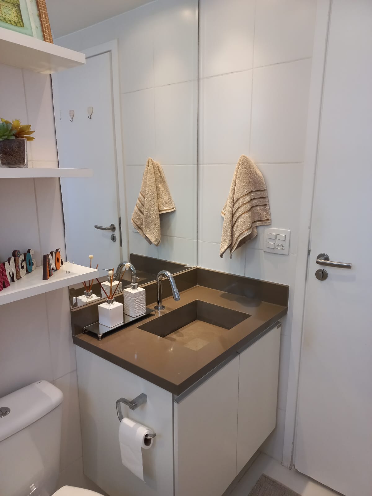Imagem Apartamento com 3 Quartos à Venda, 91 m²em Recreio dos Bandeirantes - Rio de Janeiro Imagem Apartamento com 3 Quartos à Venda, 91 m²em Recreio dos Bandeirantes - Rio de Janeiro