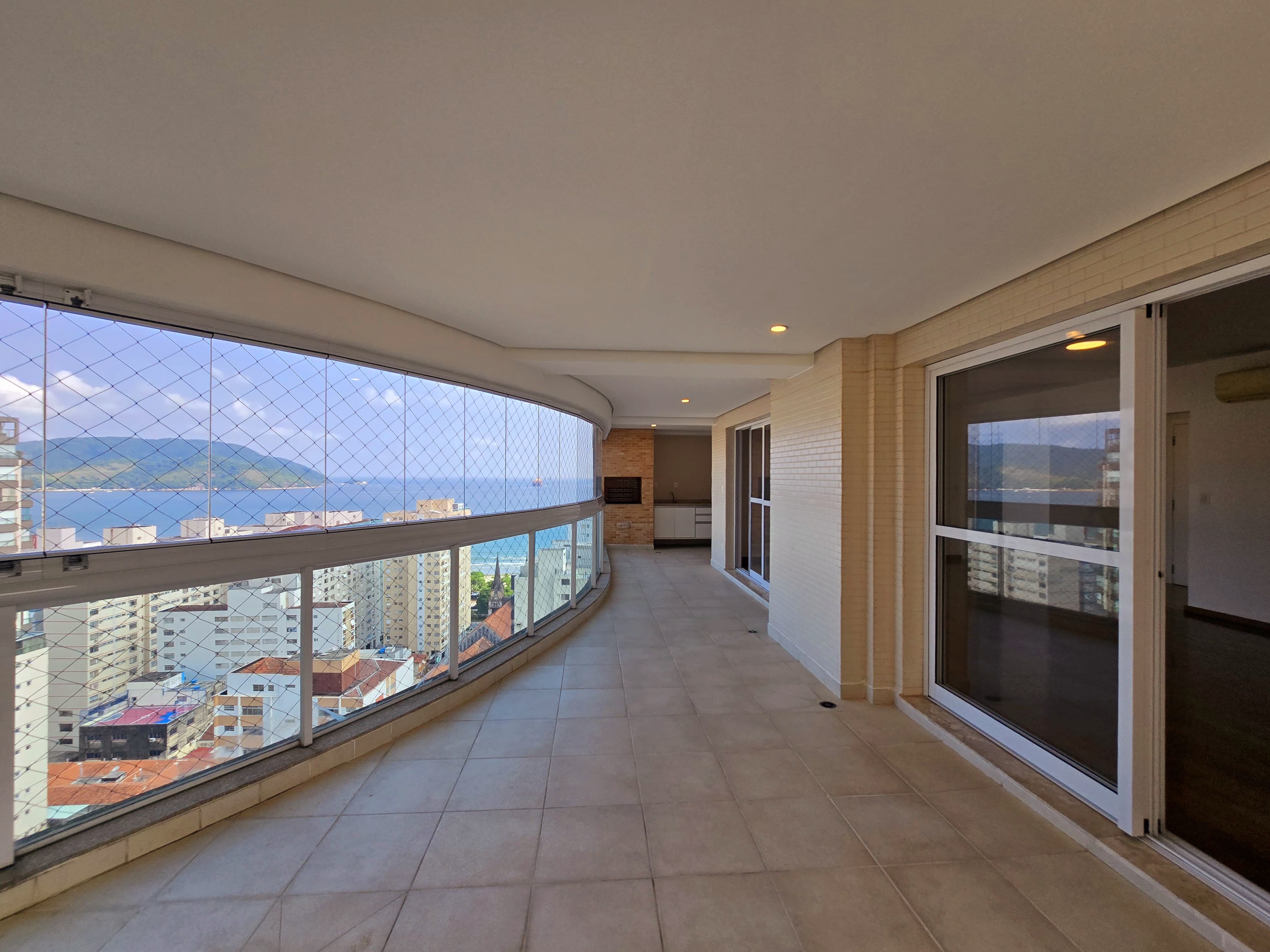 Imagem Apartamento com 4 Quartos à Venda, 204 m² em Boqueirão - Santos