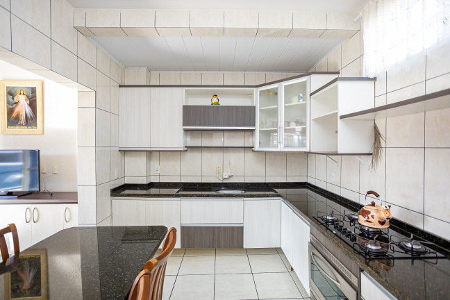 Imagem Casa com 3 Quartos à Venda,  em Sítio Cercado - Curitiba
