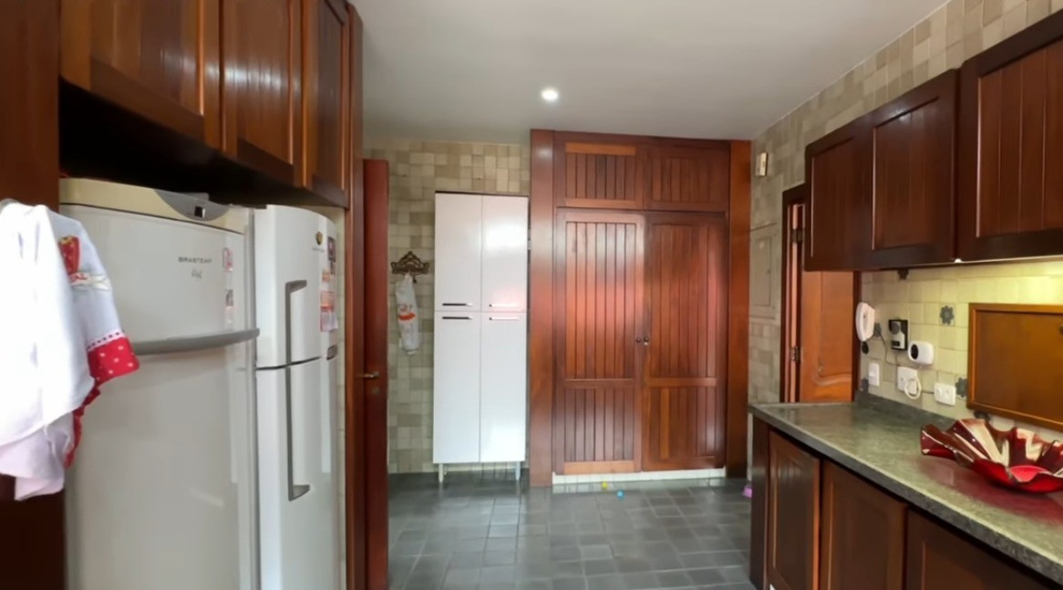 Imagem Casa com 4 Quartos à Venda, 441 m² em Castelanea - Petrópolis Imagem Casa com 4 Quartos à Venda, 441 m² em Castelanea - Petrópolis