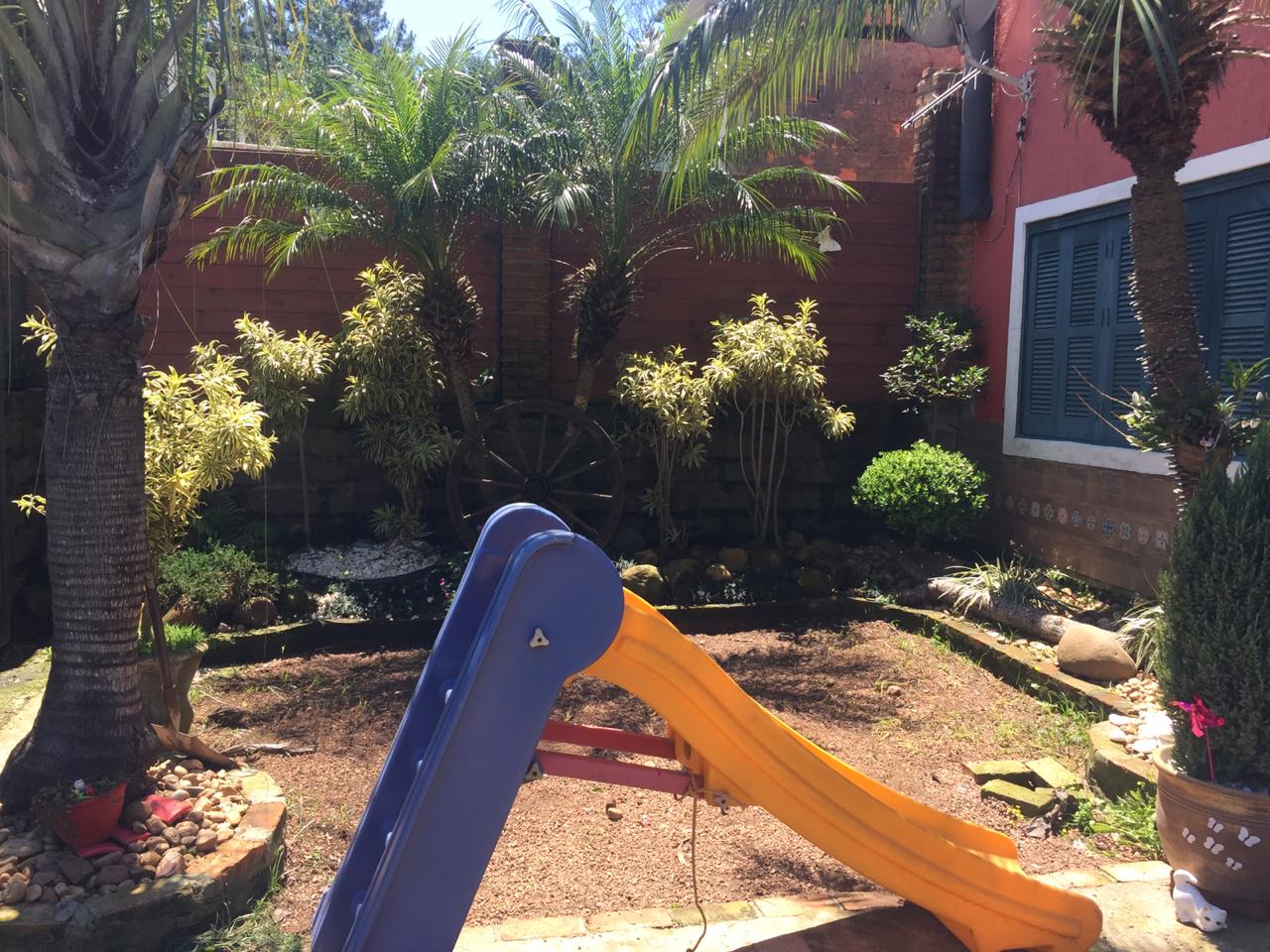 Imagem Casa com 3 Quartos à Venda, 220 m² em Vila Nova - Porto Alegre