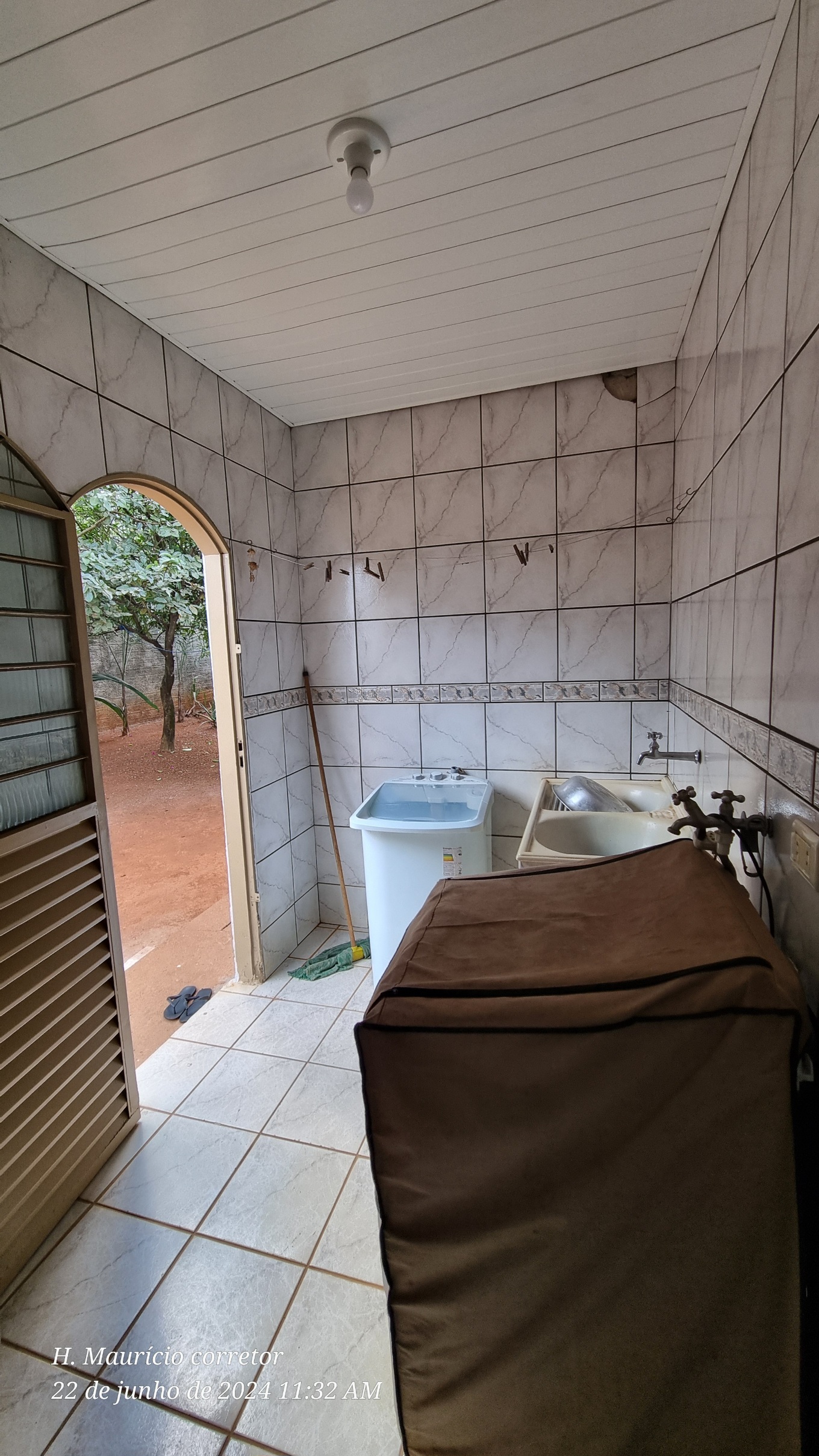 Imagem Casa com 3 Quartos à Venda, 159 m²em Vila Jardim Pompéia - Goiânia Imagem Casa com 3 Quartos à Venda, 159 m²em Vila Jardim Pompéia - Goiânia