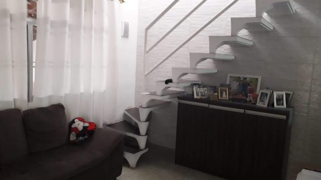 Imagem Sobrado com 4 Quartos à Venda, 287 m²em Jardim Santos Dumont II - Mogi das Cruzes