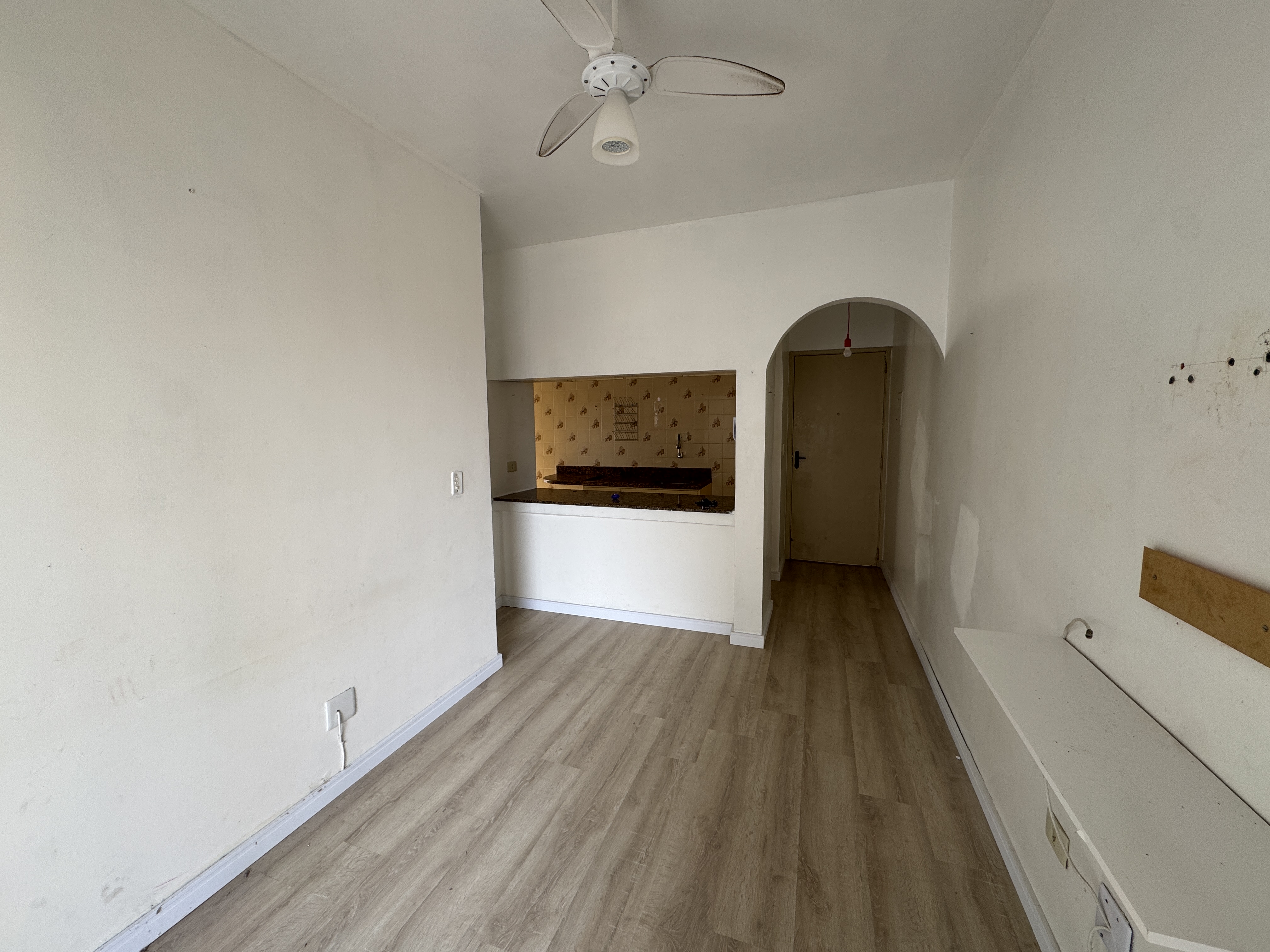 Imagem Apartamento com 1 Quarto à Venda, 42 m² em Caiçara - Praia Grande