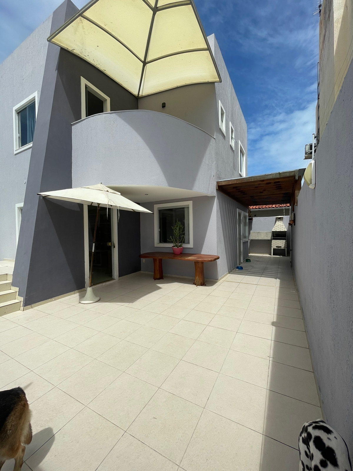 Imagem Casa com 4 Quartos para Alugar, 140 m² em Ipitanga - Lauro de Freitas Imagem Casa com 4 Quartos para Alugar, 140 m² em Ipitanga - Lauro de Freitas