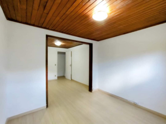 Imagem Casa de Condomínio com 3 Quartos à Venda,  em Albuquerque - Teresópolis