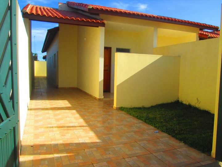 Imagem Casa com 2 Quartos à Venda, 70 m² em Itanhaém Imagem Casa com 2 Quartos à Venda, 70 m² em Itanhaém