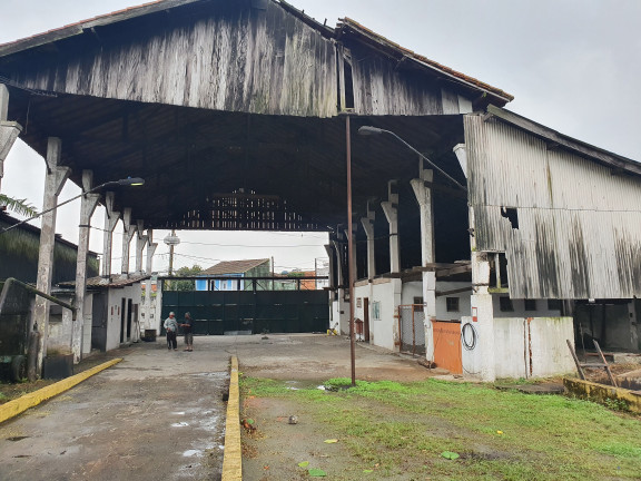 Imagem Galpão para Alugar, 2 m² em Jardim Cunhambebe (vicente De Carvalho) - Guarujá