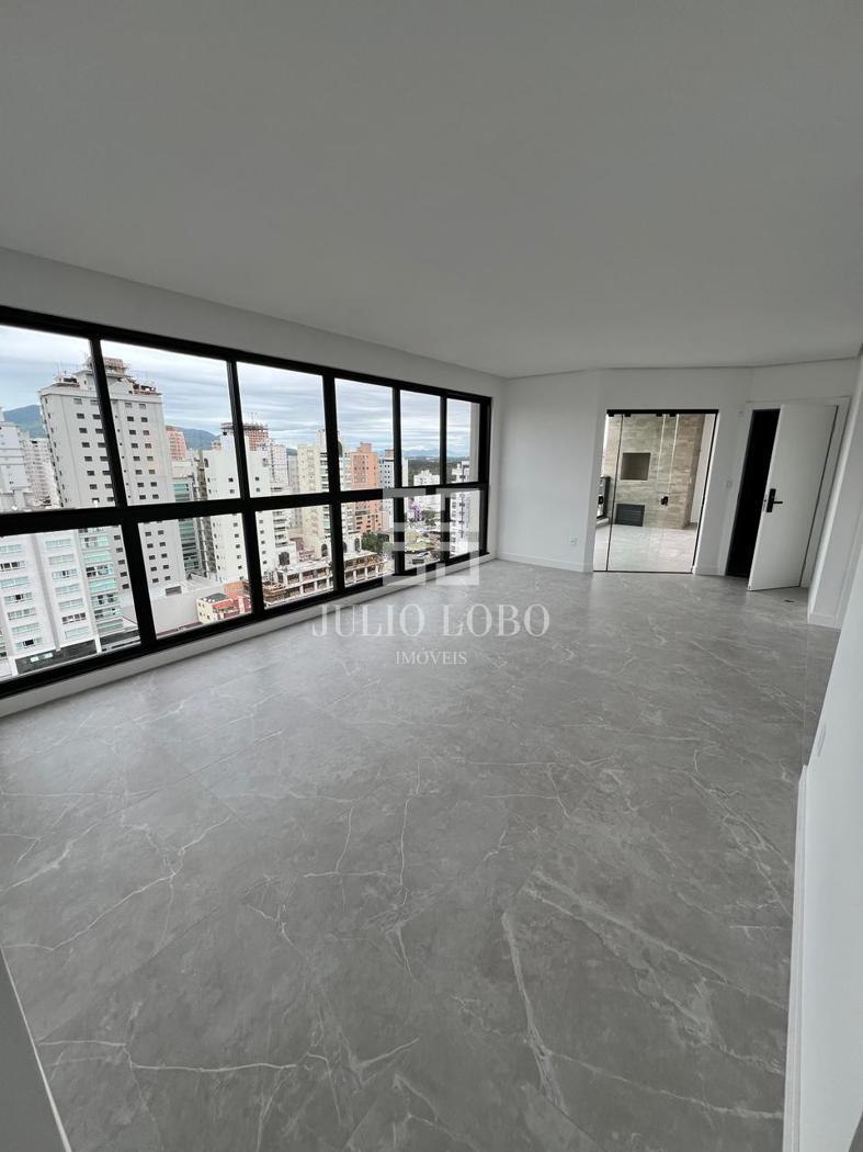 Apartamento com 3 Quartos à Venda, 112 m² em Meia Praia  - Itapema