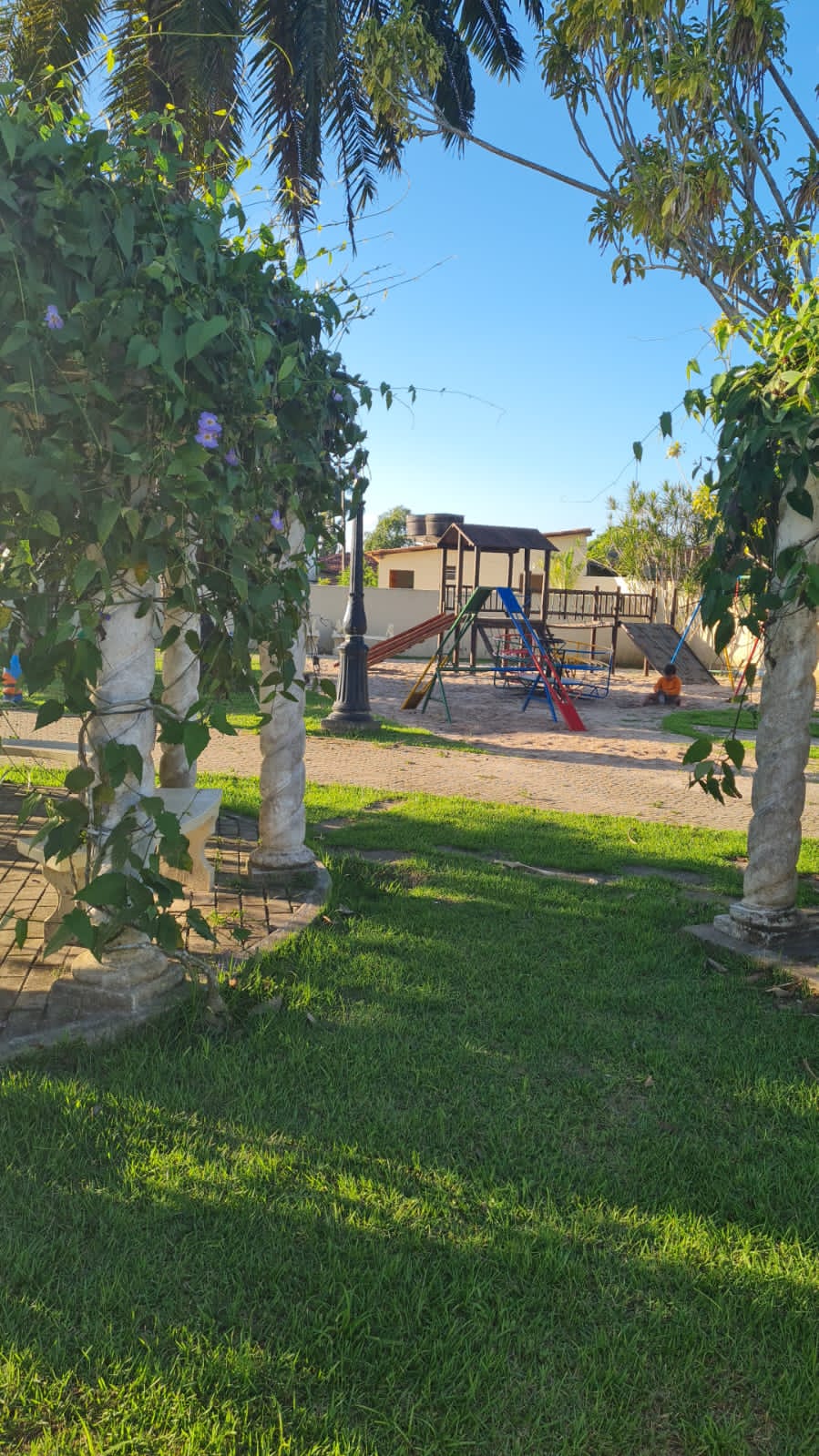 Imagem Casa com 4 Quartos para Alugar, 350 m²em KM90 - Paudalho