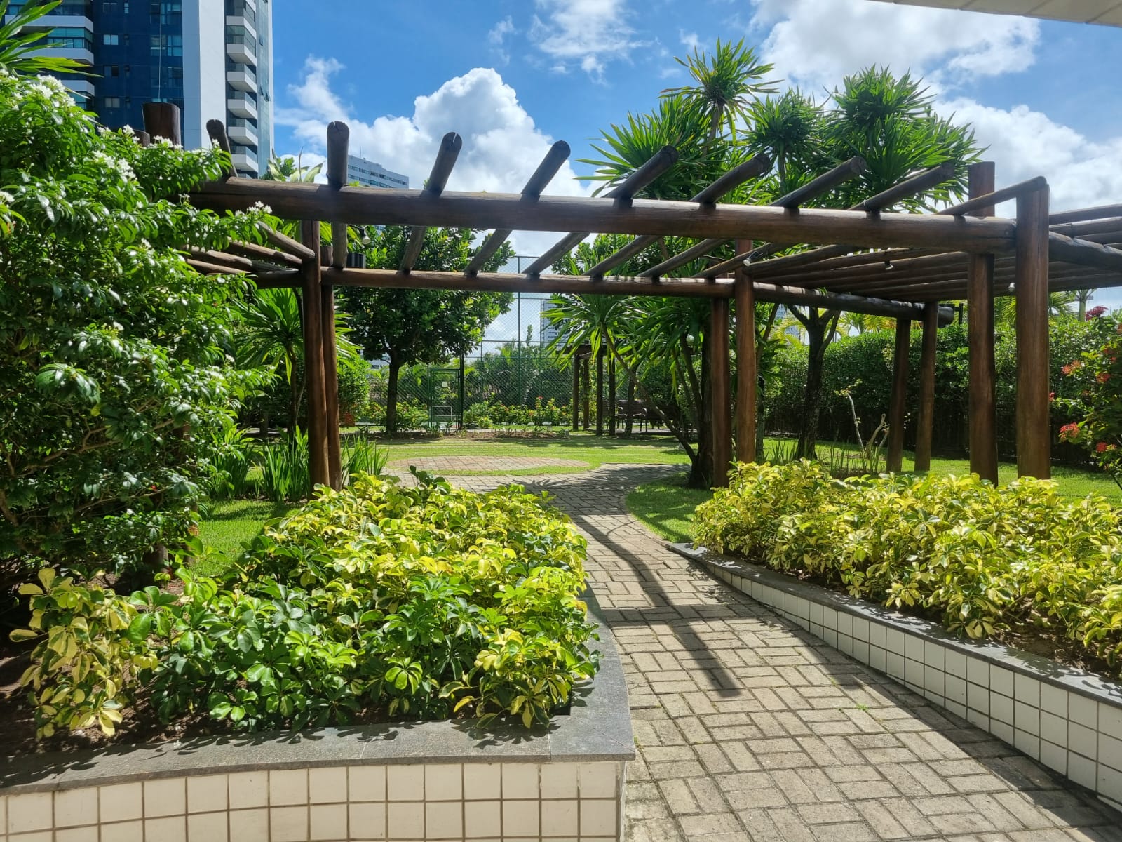 Imagem Apartamento com 4 Quartos à Venda, 201 m²em Ilha do Retiro - Recife