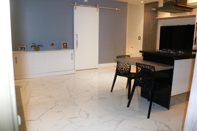 Imagem Apartamento com 2 Quartos à Venda, 100 m² em Charitas - Niterói