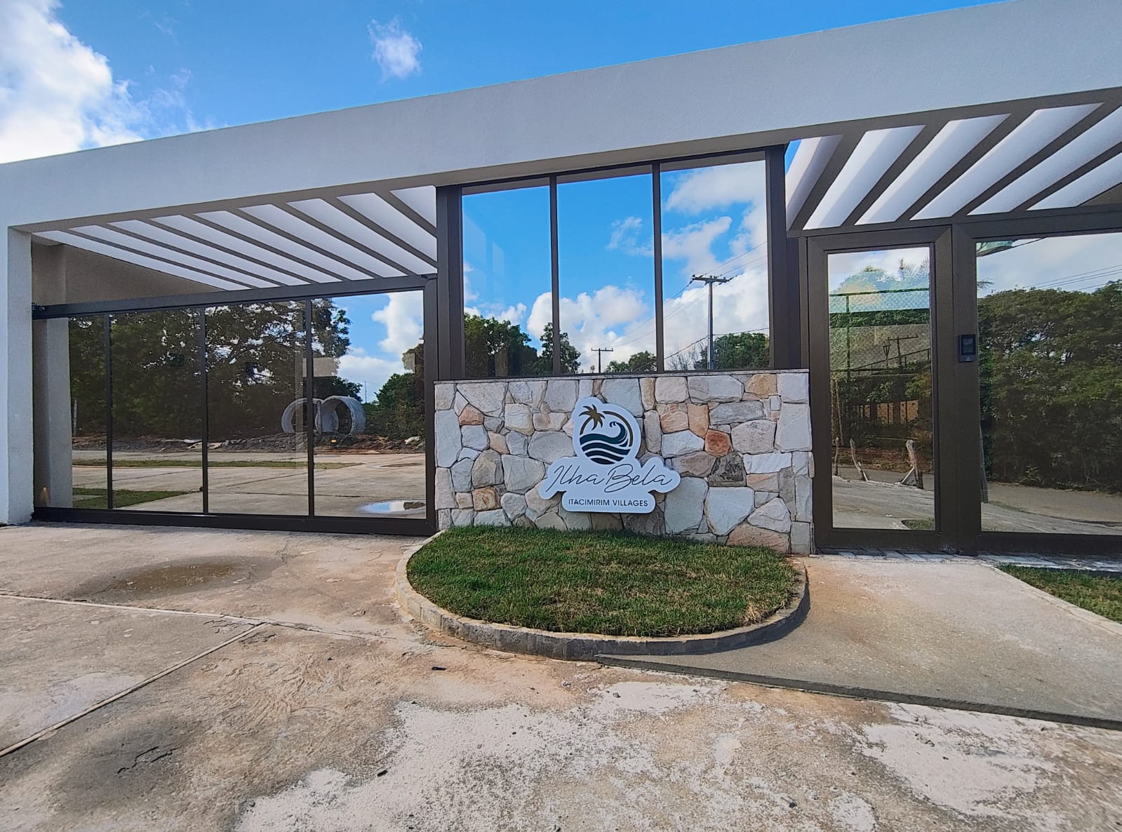 Imagem Casa de Condomínio com 2 Quartos à Venda ou Locação, 69 m² em Bela Vista - Camaçari