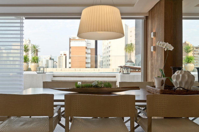 Imagem Cobertura com 4 Quartos à Venda, 463 m² em Água Verde - Curitiba