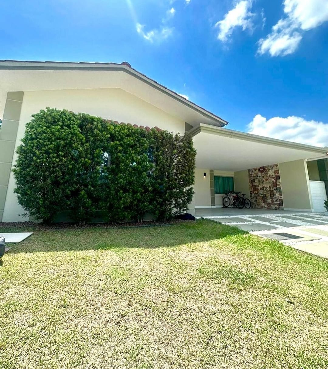 Imagem Casa de Condomínio com 3 Quartos à Venda, 161 m²em Flores - Manaus