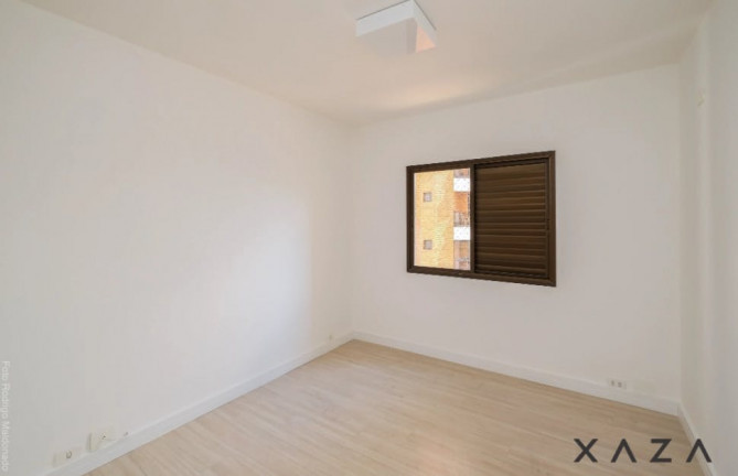 Imagem Apartamento com 3 Quartos à Venda, 141 m² em Vila Nova Conceição - São Paulo Imagem Apartamento com 3 Quartos à Venda, 141 m² em Vila Nova Conceição - São Paulo