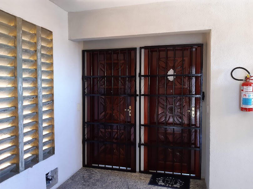 Imagem Apartamento com 3 Quartos para Alugar, 77 m²em Centro - Fortaleza