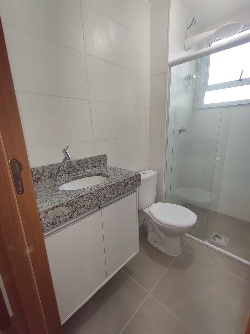 Imagem Apartamento com 2 Quartos para Alugar, 45 m²em Centro - Lauro de Freitas 