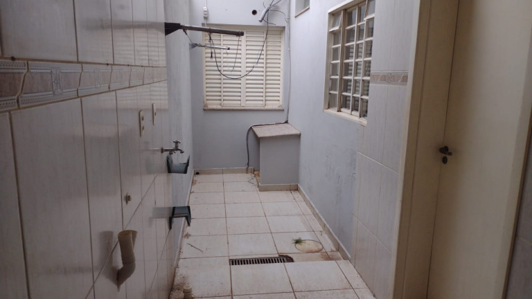 Imagem Sobrado com 3 Quartos para Alugar, 140 m²em Jardim das Laranjeiras - Limeira Imagem Sobrado com 3 Quartos para Alugar, 140 m²em Jardim das Laranjeiras - Limeira