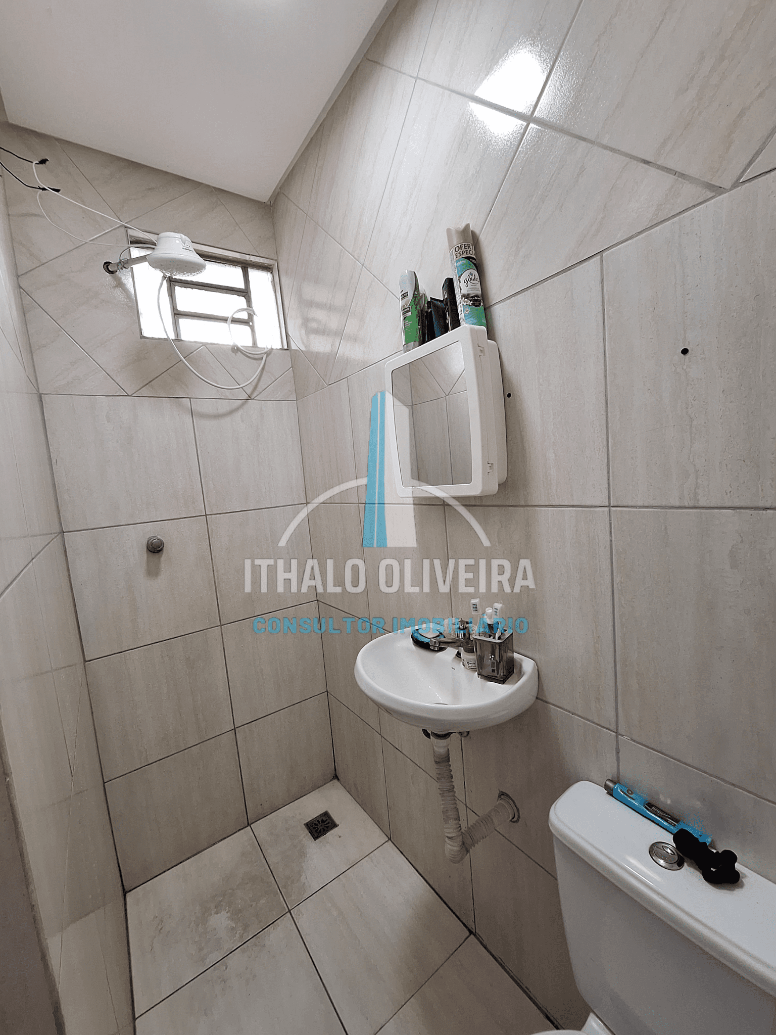 Imagem Casa com 3 Quartos à Venda, 360 m²em Santo Hilário - Goiânia Imagem Casa com 3 Quartos à Venda, 360 m²em Santo Hilário - Goiânia