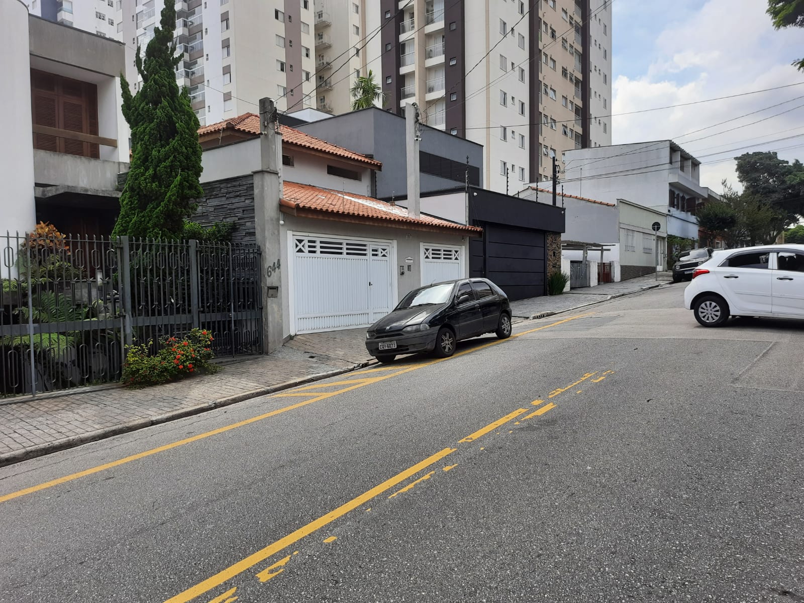 Imagem Casa com 2 Quartos à Venda, 171 m²em Barcelona - São Caetano do Sul