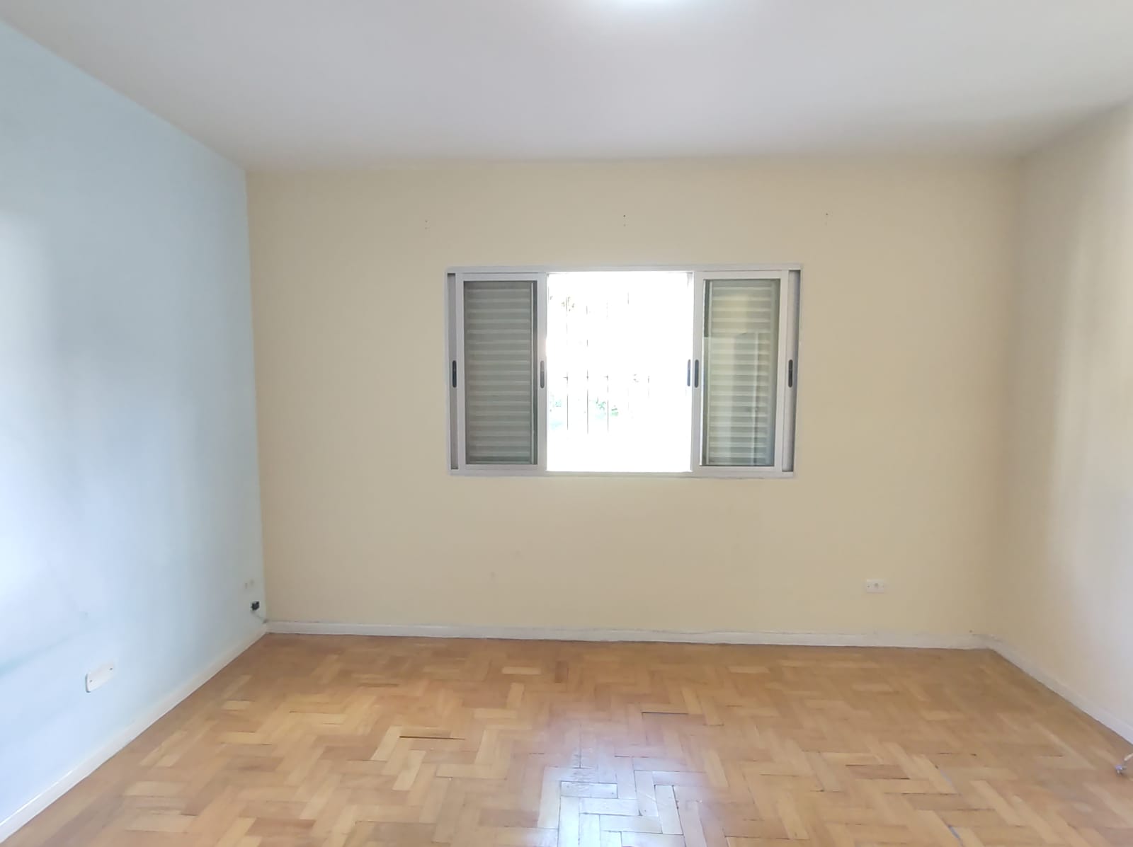Imagem Sobrado com 3 Quartos à Venda, 130 m²em Jardim Pinheiros - São Paulo Imagem Sobrado com 3 Quartos à Venda, 130 m²em Jardim Pinheiros - São Paulo