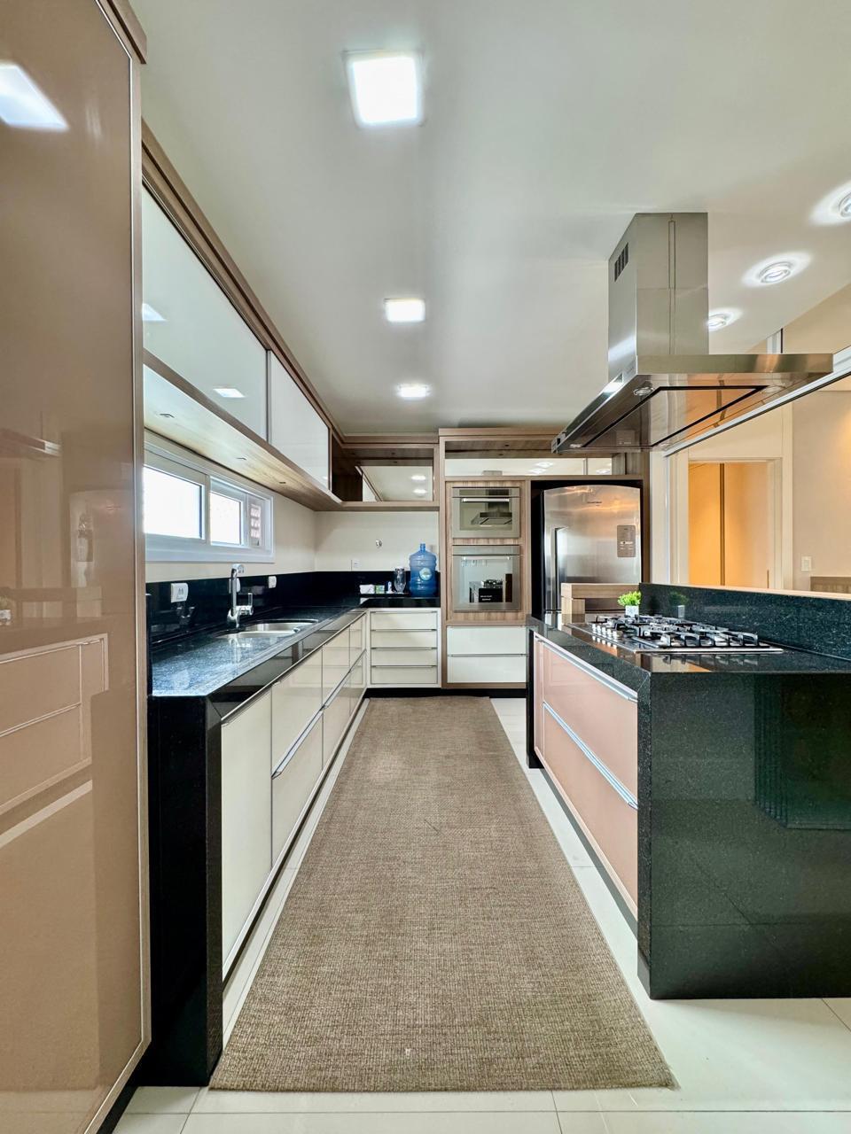 Imagem Apartamento com 4 Quartos à Venda, 162 m²em Centro - Balneário Camboriú