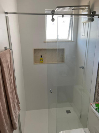 Imagem Casa com 3 Quartos à Venda, 293 m² em Buraquinho - Lauro de Freitas Imagem Casa com 3 Quartos à Venda, 293 m² em Buraquinho - Lauro de Freitas