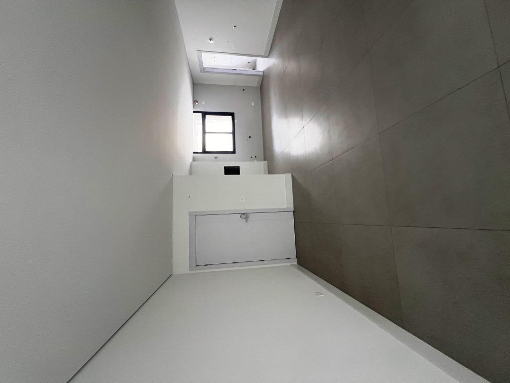 Imagem Apartamento com 3 Quartos à Venda, 183 m² em Hugo Lange - Curitiba