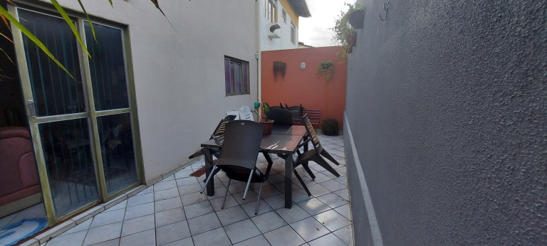 Imagem Sobrado com 4 Quartos à Venda, 17.920 m² em Jardim América - Goiânia Imagem Sobrado com 4 Quartos à Venda, 17.920 m² em Jardim América - Goiânia
