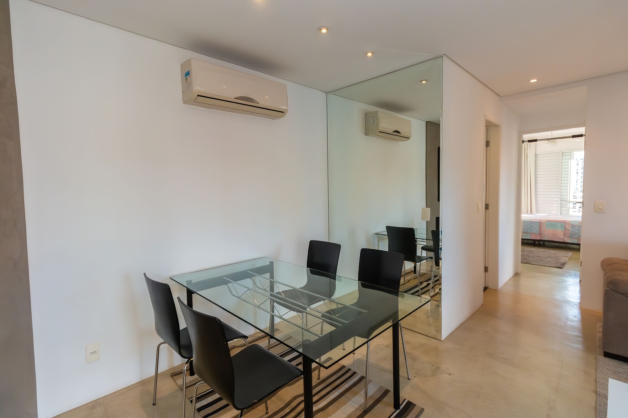 Imagem Apartamento com 2 Quartos para Alugar, 71 m² em Vila Nova Conceição - São Paulo Imagem Apartamento com 2 Quartos para Alugar, 71 m² em Vila Nova Conceição - São Paulo