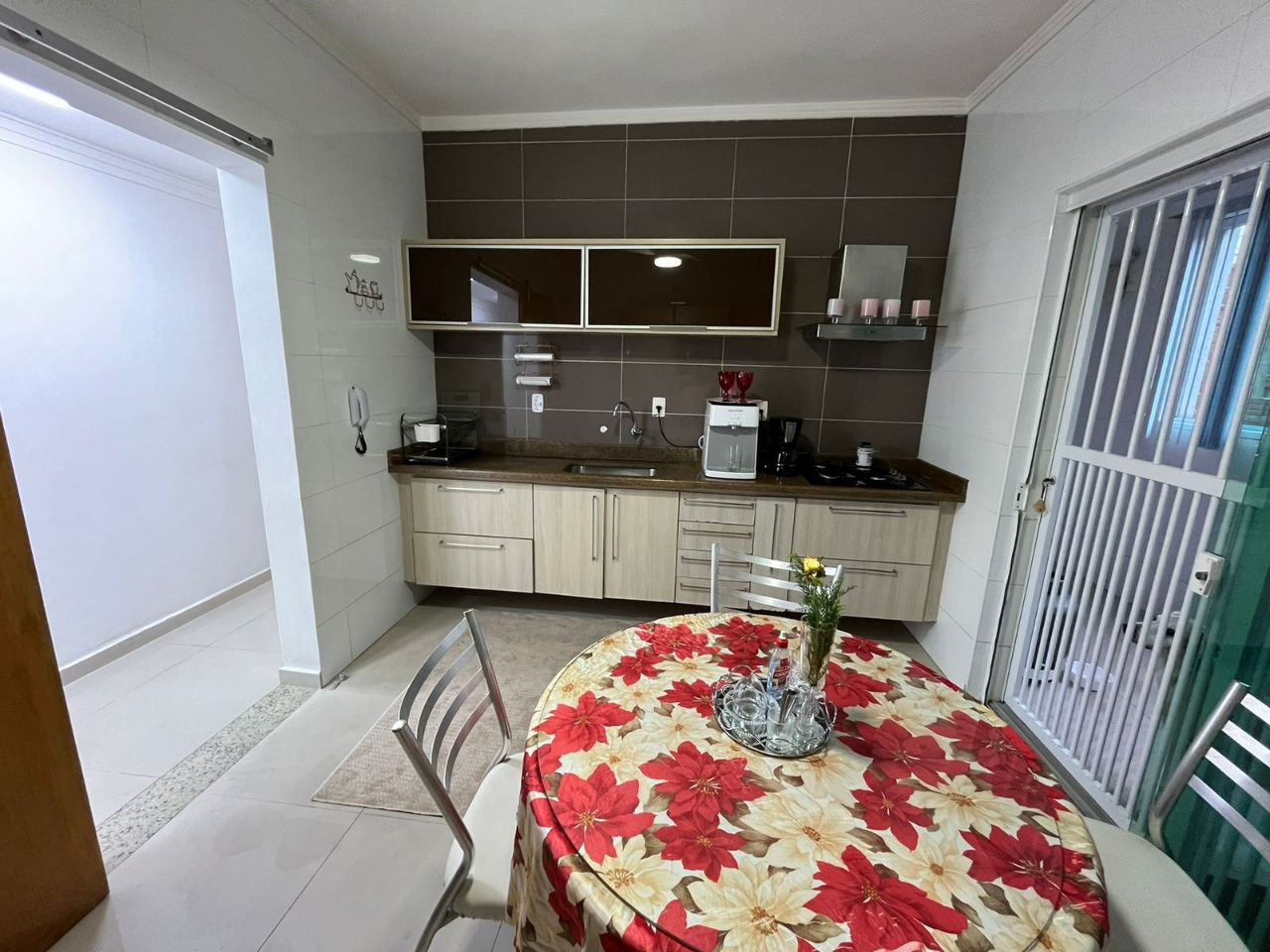 Imagem Casa com 4 Quartos à Venda, 239 m²em Embaré - Santos Imagem Casa com 4 Quartos à Venda, 239 m²em Embaré - Santos