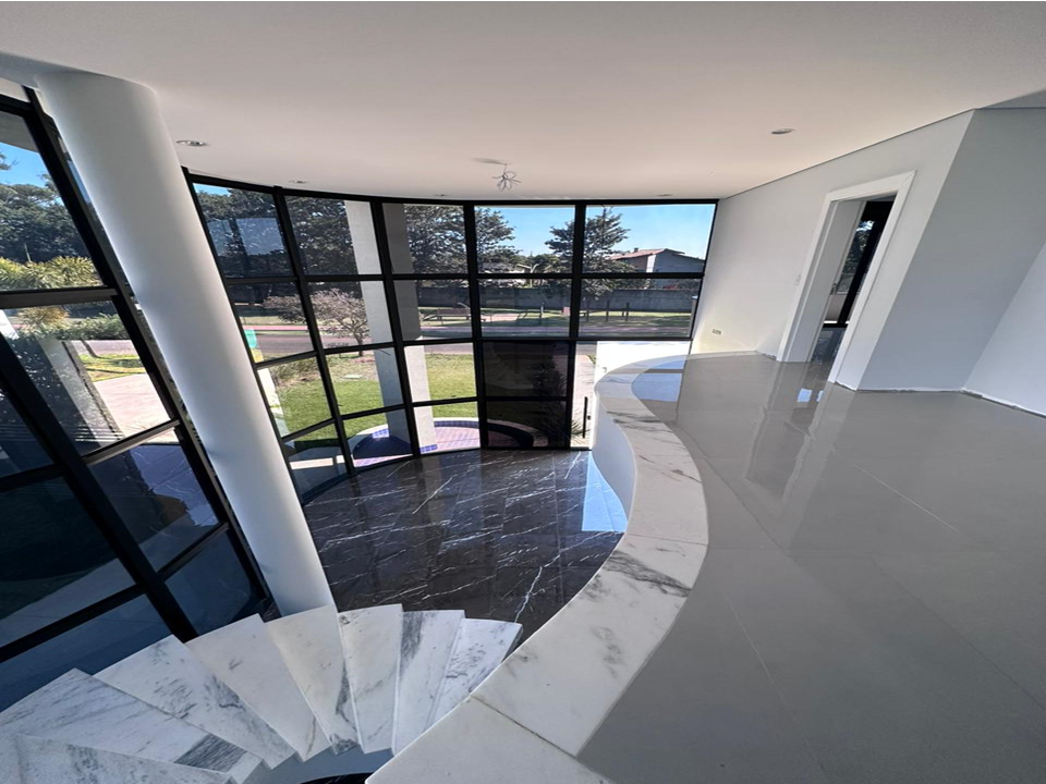 Imagem Casa de Condomínio com 4 Quartos à Venda, 379 m²em Jacaré - Cabreúva - SP